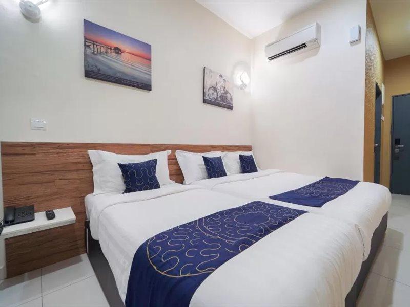 Hotel Avatel Jelutong 3*