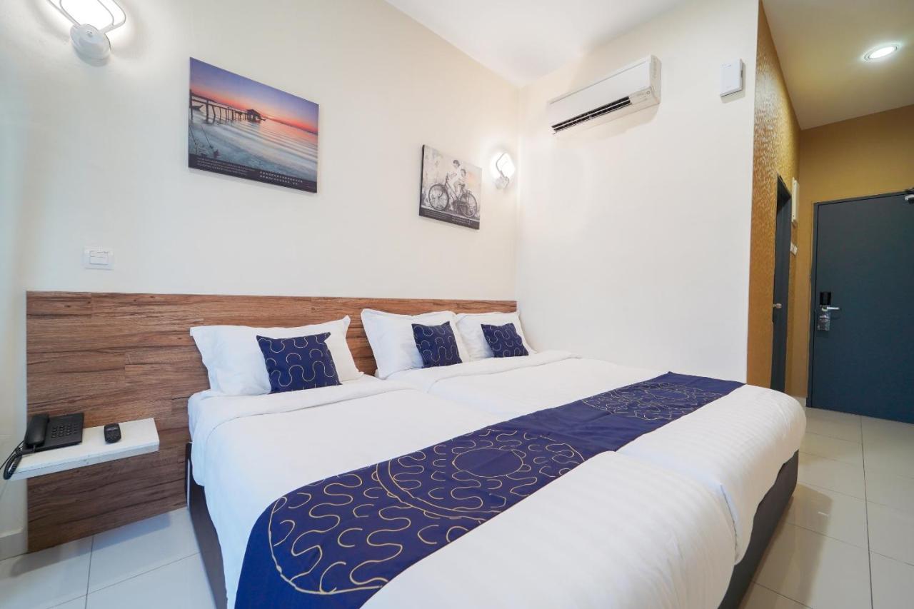 Avatel Jelutong Hotel