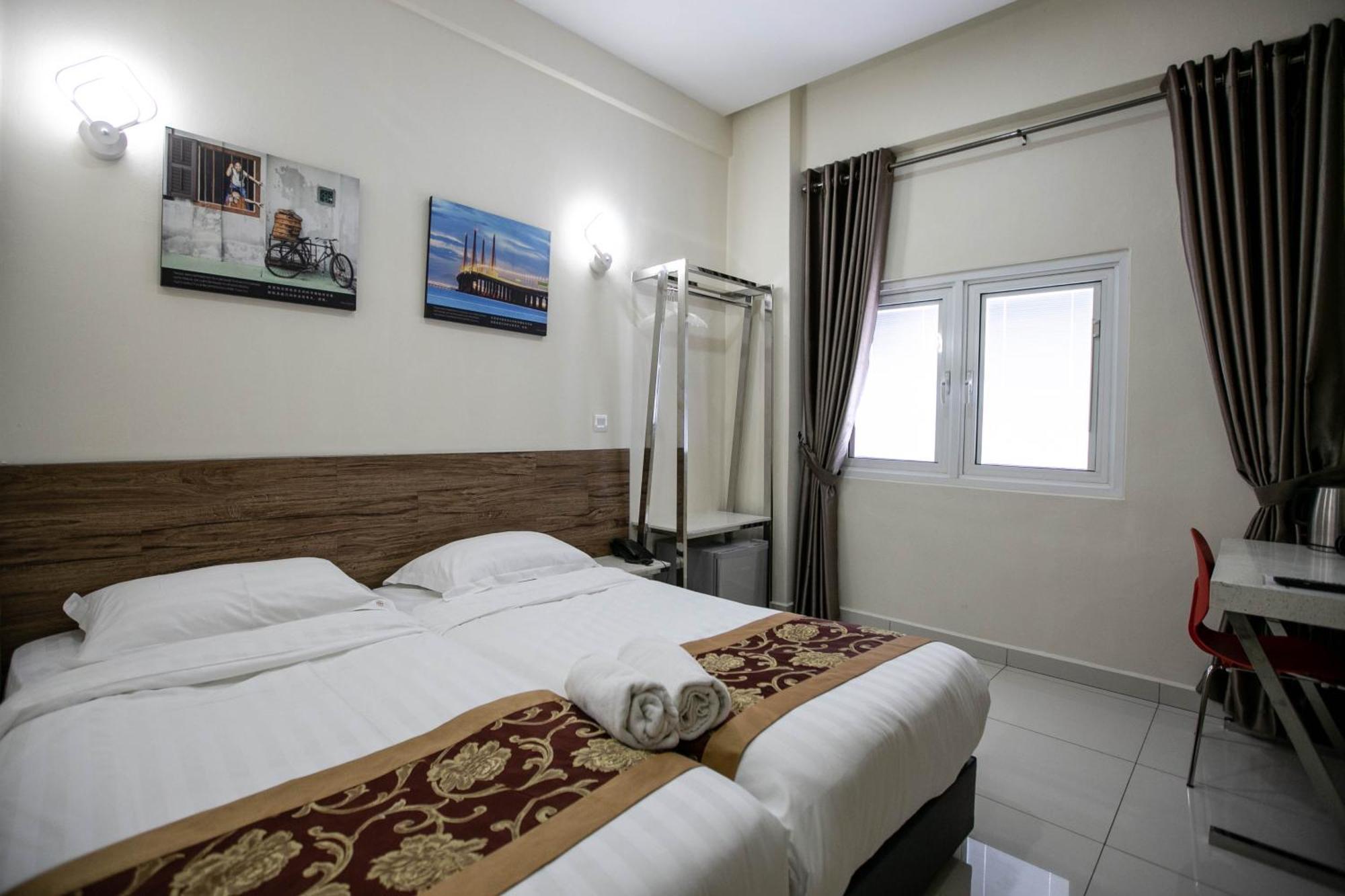 Avatel Jelutong Hotel