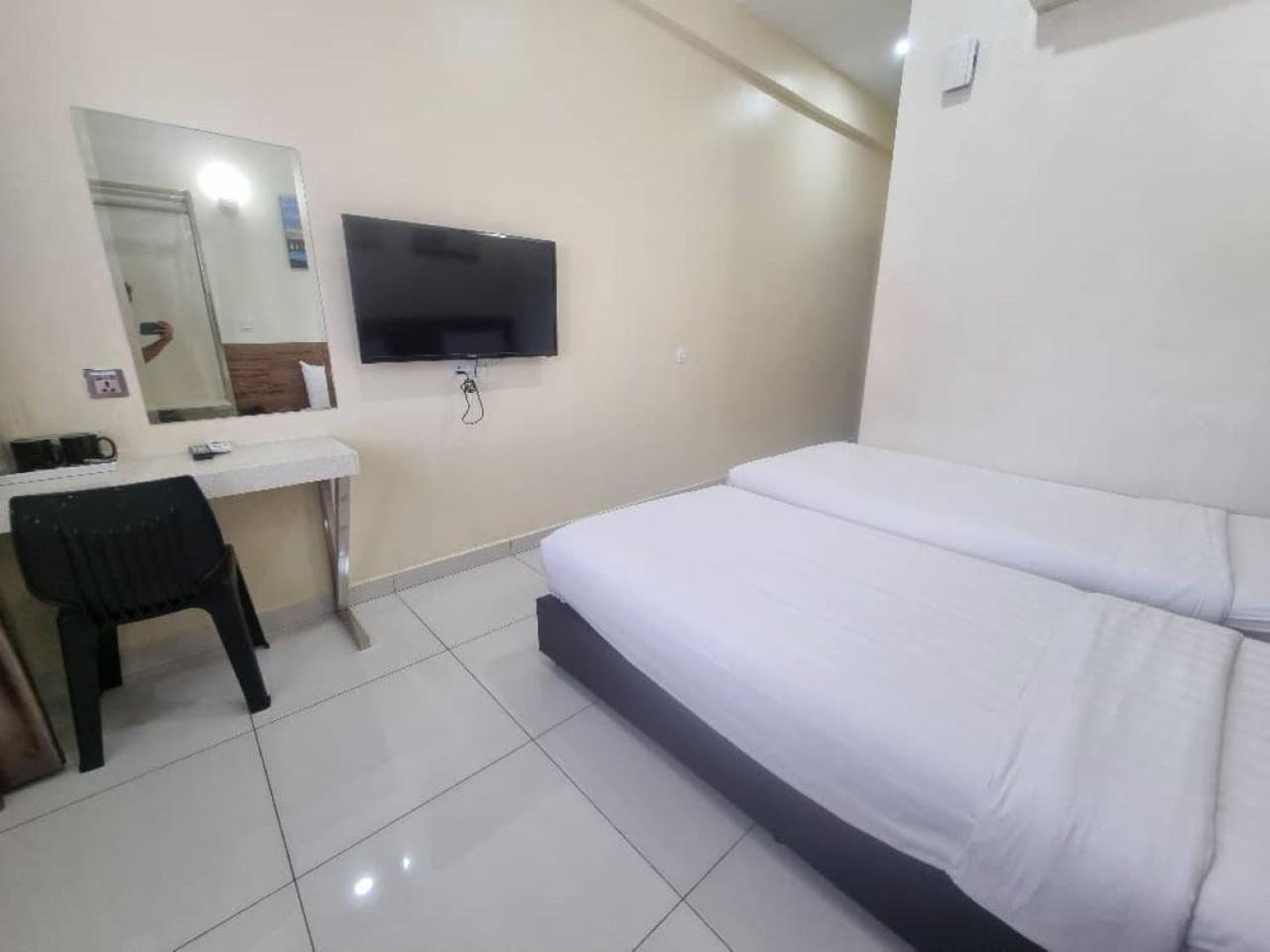 Avatel Jelutong Hotel