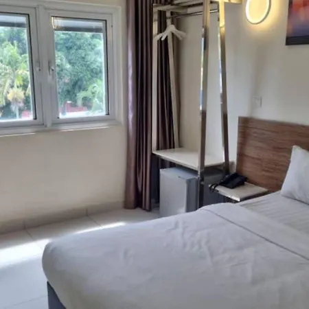 Avatel Jelutong Hotel Gelugor Exterior photo